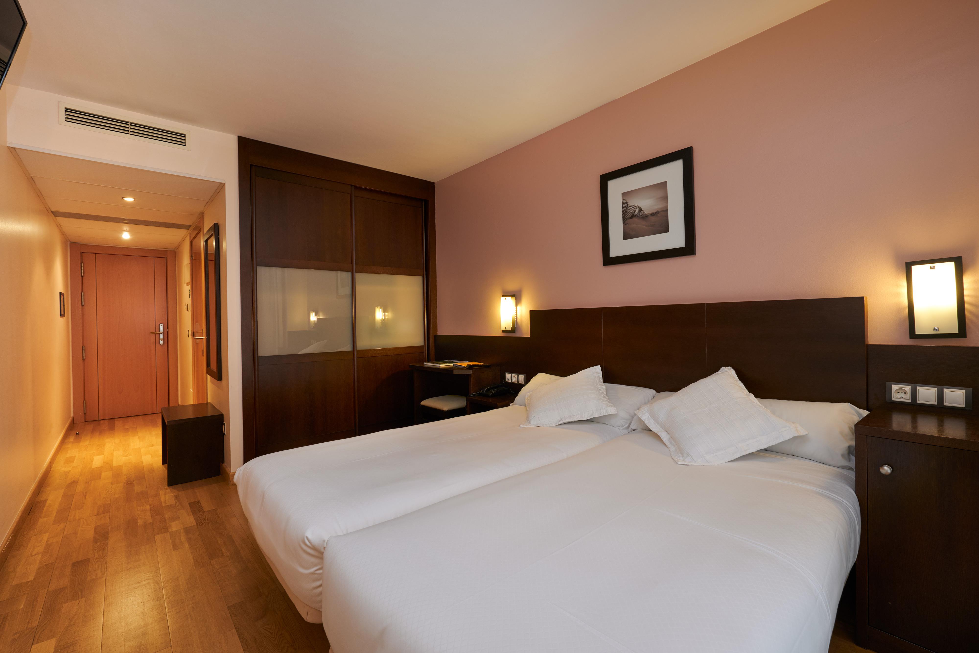 Hotel Castro Real Oviedo Exteriör bild